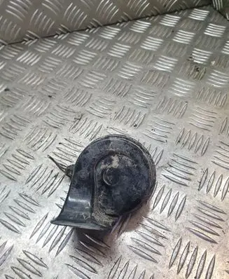 BMW 5 E39 Horn signal 011157