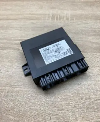 Ford Focus Comfort/convenience module 98AG15K600DD