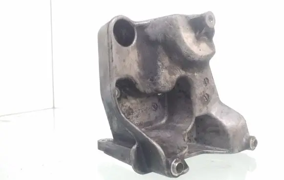 BMW 3 E46 A/C compressor mount bracket 7794614