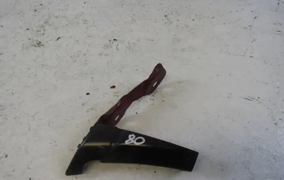 Audi TT Mk1 Rear bumper mounting bracket 8N0807031A