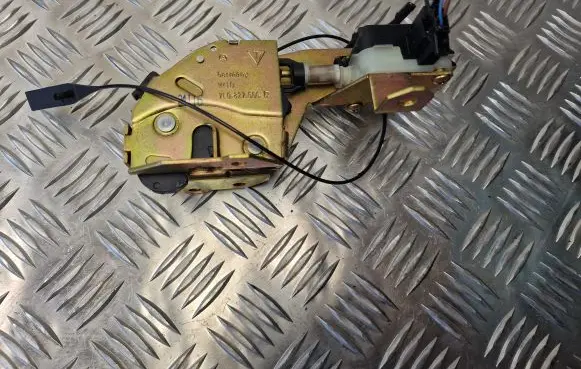 Tailgate/trunk/boot lock/catch/latch
