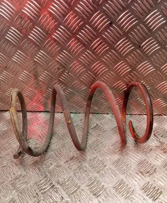 Nissan X-Trail T30 Front coil spring