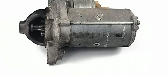 Opel Movano B Starter motor 233002654R