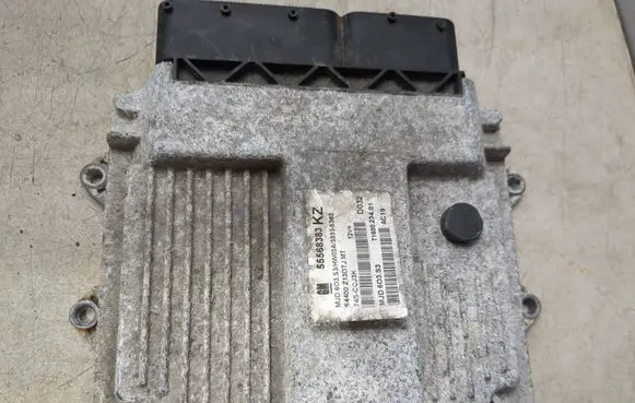 Opel Corsa D Engine control unit/module 55568383 7160023401
