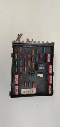 Volkswagen PASSAT B6 Fuse module 3C0937125 63592777