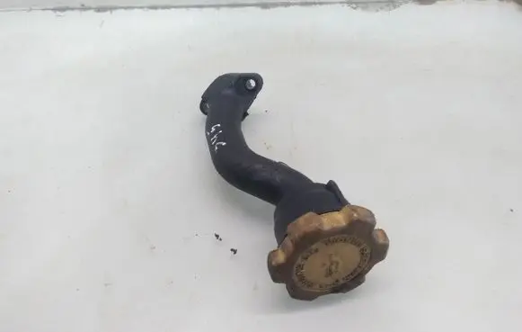 Subaru Legacy Oil fill pipe 