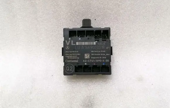 Mercedes-Benz CLA C117 X117 W117 Door control unit/module A1669000318