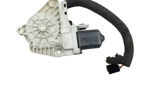 Skoda Yeti (5L) Rear door window regulator motor 8K0959811A