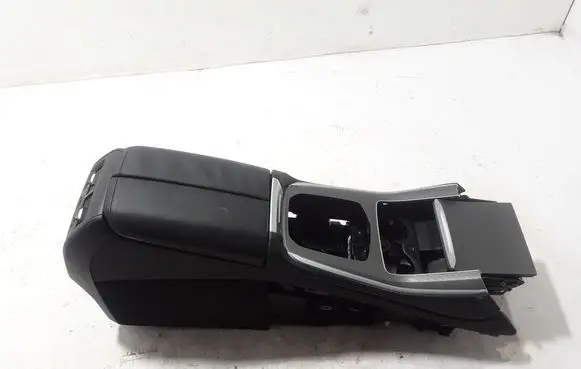BMW X5 G05 Armrest 9108356