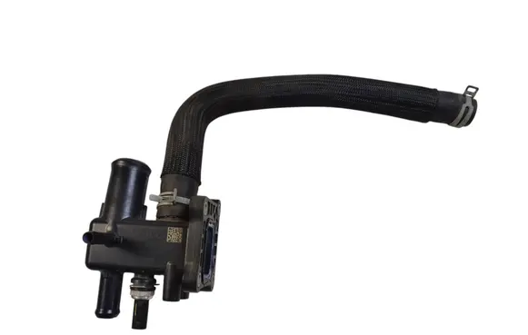 Ford Escape IV Engine coolant pipe/hose K2GE8K556 K2GE8K556BB M536E