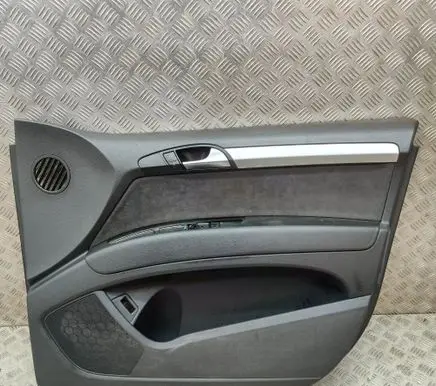 Audi Q7 4L Front door card panel trim 4L1867106A