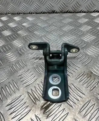 Opel Zafira C Front door lower hinge 