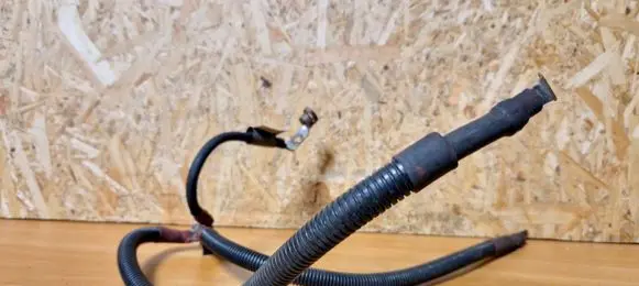 BMW 5 E39 Positive cable (battery) 759008