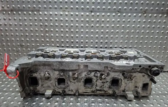 Opel Astra H Engine head S26279553 55188595