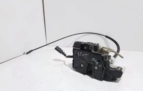 Seat Ibiza II (6k) Rear door lock