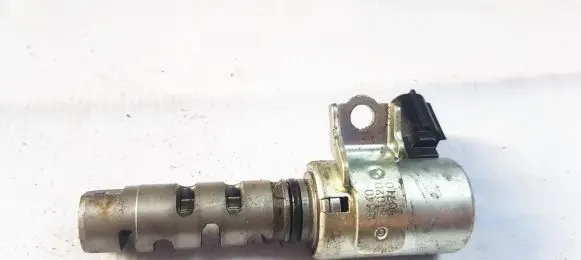Toyota RAV 4 (XA30) Camshaft vanos timing valve 1534031020 15340-31020