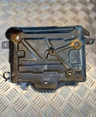 Battery tray