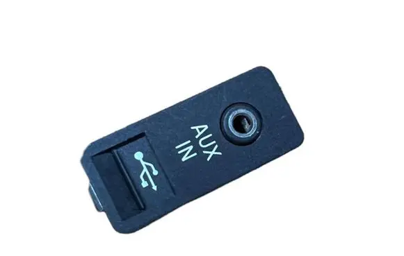BMW 5 F10 F11 AUX in-socket connector 61319129651 9129651