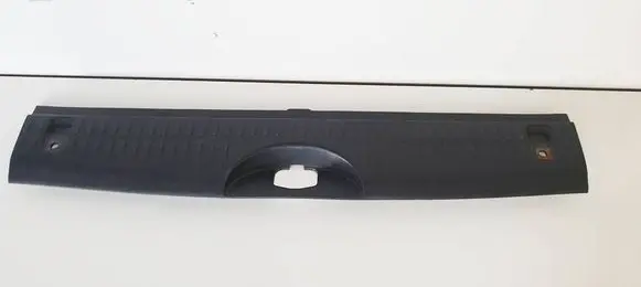 Dodge Durango I Tailgate/trunk upper cover trim 