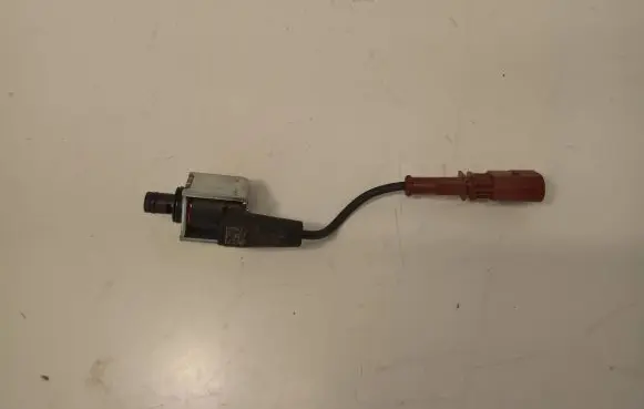 Audi A4 S4 B9 Turbo solenoid valve 04L907284 10253003 270516175916