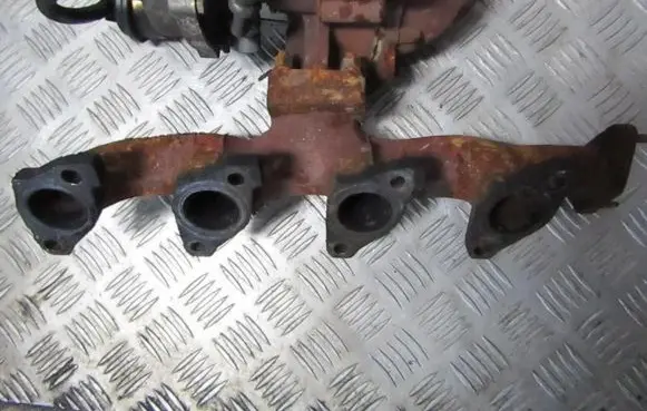 Peugeot Boxer Exhaust manifold 9636983080