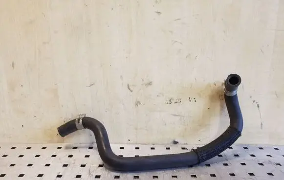 Toyota Avensis T250 Engine coolant pipe/hose