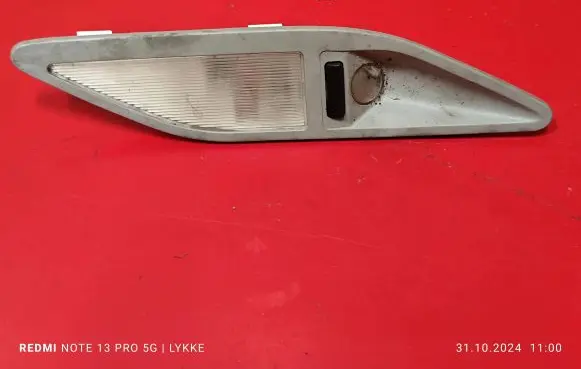 BMW 5 E39 Rear seat light 39820204