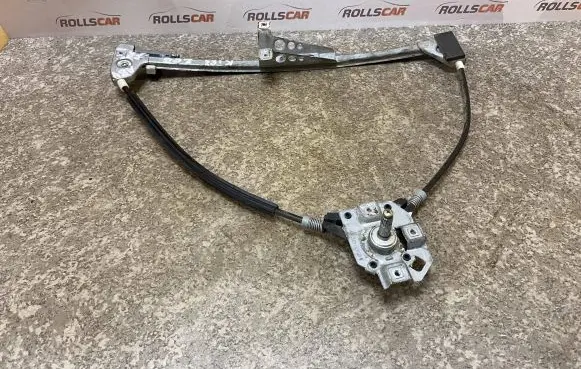Audi 80 90 S2 B4 Front door manual window regulator 8A0837400