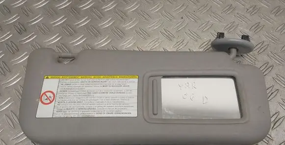 Toyota Yaris Sun visor