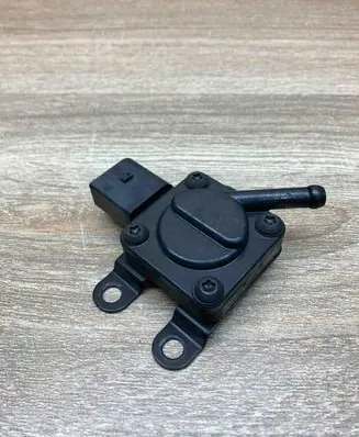 BMW 1 E81 E87 Exhaust gas pressure sensor 7808013