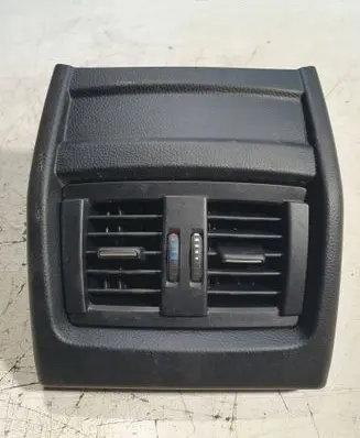 BMW 3 GT F34 Rear air vent grill 9218908