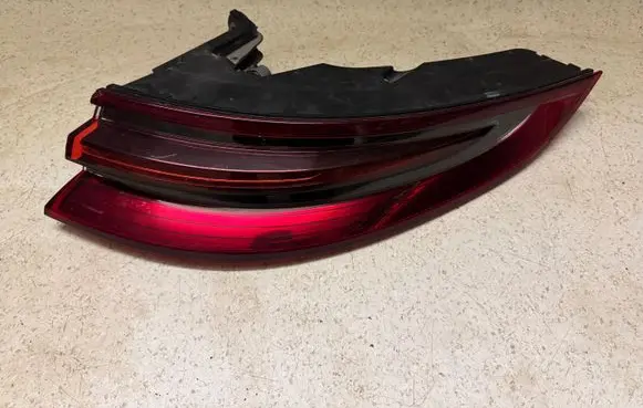 Porsche Panamera (971) Rear/tail lights 971945092B