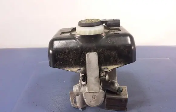 Audi A7 S7 4G Master brake cylinder
