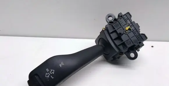 BMW 3 E46 Indicator stalk 8363668K 0110401025