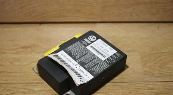 Volkswagen PASSAT B6 Airbag control unit/module 3C0909605M