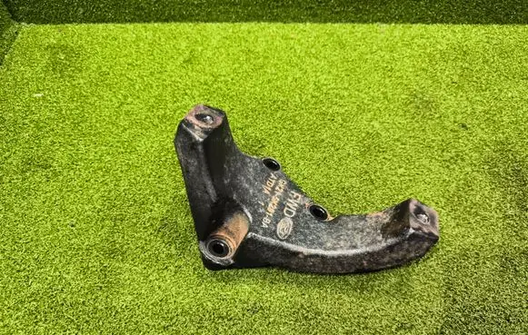 Ford Transit Custom Engine mounting bracket GK215K291BA