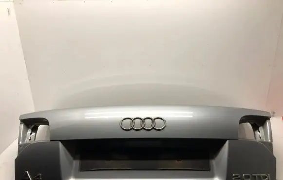 Audi A4 S4 B7 8E 8H Tailgate/trunk/boot lid