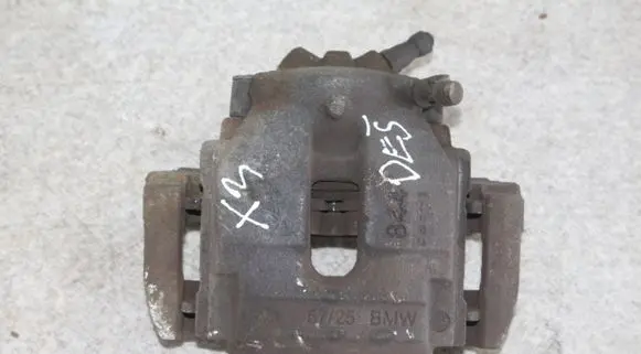 BMW X3 E83 Front brake caliper