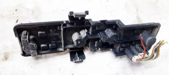 Citroen Xsara Picasso Tail light bulb cover holder