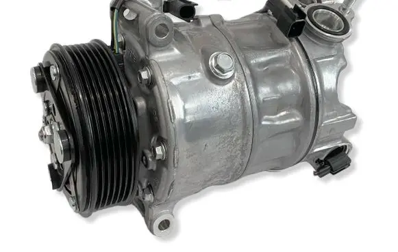 Jaguar XJ X351 Air conditioning (A/C) compressor (pump) 8608616 9687437780 LR058017