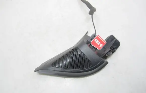 Front door high frequency speaker