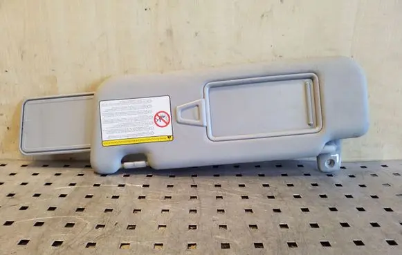KIA Sportage Sun visor