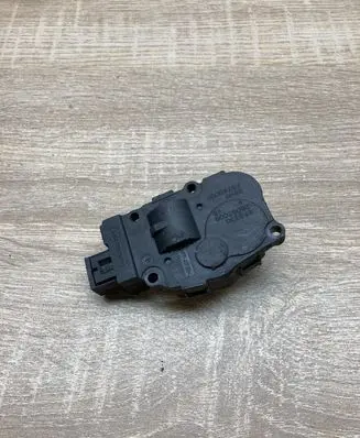 BMW 5 F10 F11 Air flap motor/actuator 26062009 K9749005