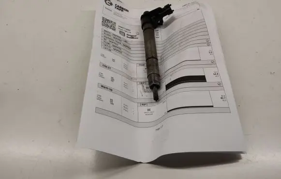 Land Rover Freelander 2 - LR2 Fuel injector 0445115042