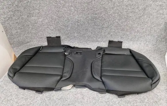 Porsche Taycan 9J1 Second row seats 742700058 9J1885405N