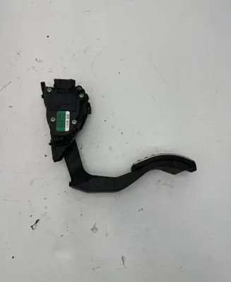 Volkswagen Phaeton Accelerator throttle pedal 3D1721503N