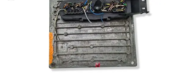 Ford Focus Engine control unit/module 4M5112A650HG S118934101G