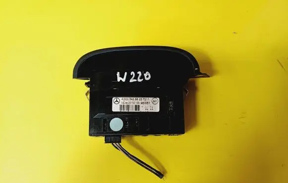 Mercedes-Benz S W220 Parking PDC sensor display screen A00054288237211