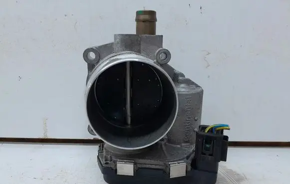 BMW 5 F10 F11 Throttle valve 1354758862502