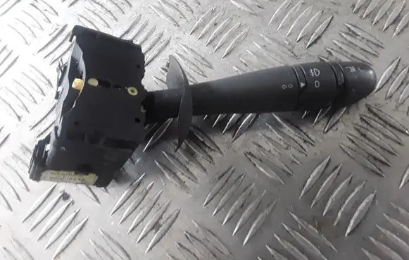Renault Espace - Grand espace IV Indicator stalk 8200012243